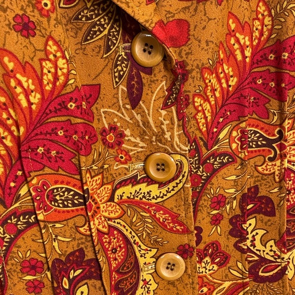 Gorgeous camel brown and red paisley blazer - Picture 9 of 13